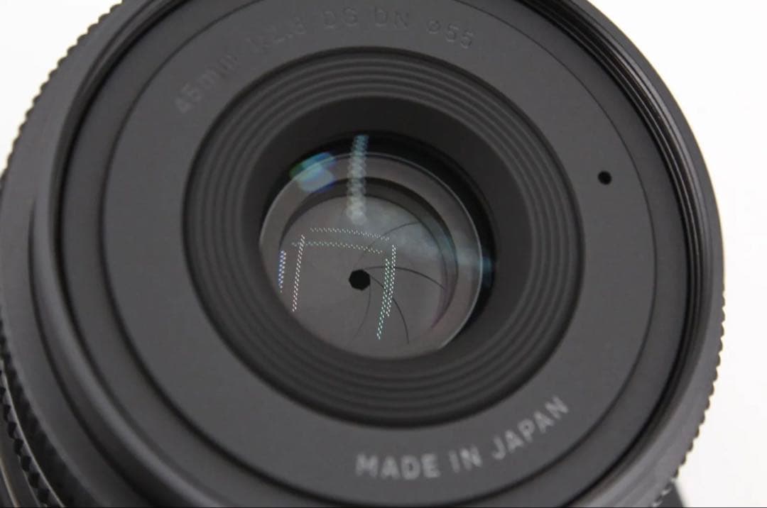 【極美品】SIGMA シグマ フルサイズミラーレス一眼カメラ fp & 45mm