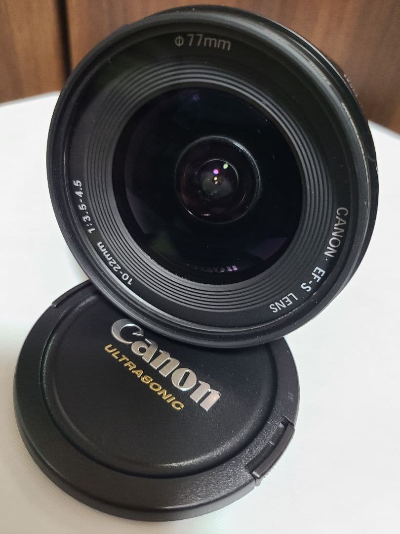 ⭐Canon EOS 60D⭐キャノン⭐一眼レフカメラ⭐レンズ付き⭐ほか付属品⭐