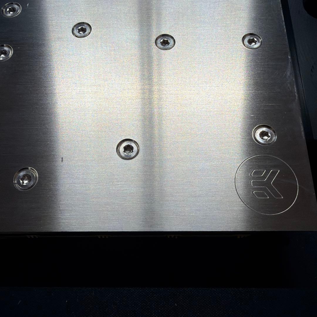 グラフィックボード・グラボ・ビデオカード ZOTAC NVIDIA GeForce RTX 4090 EK-Pro WB