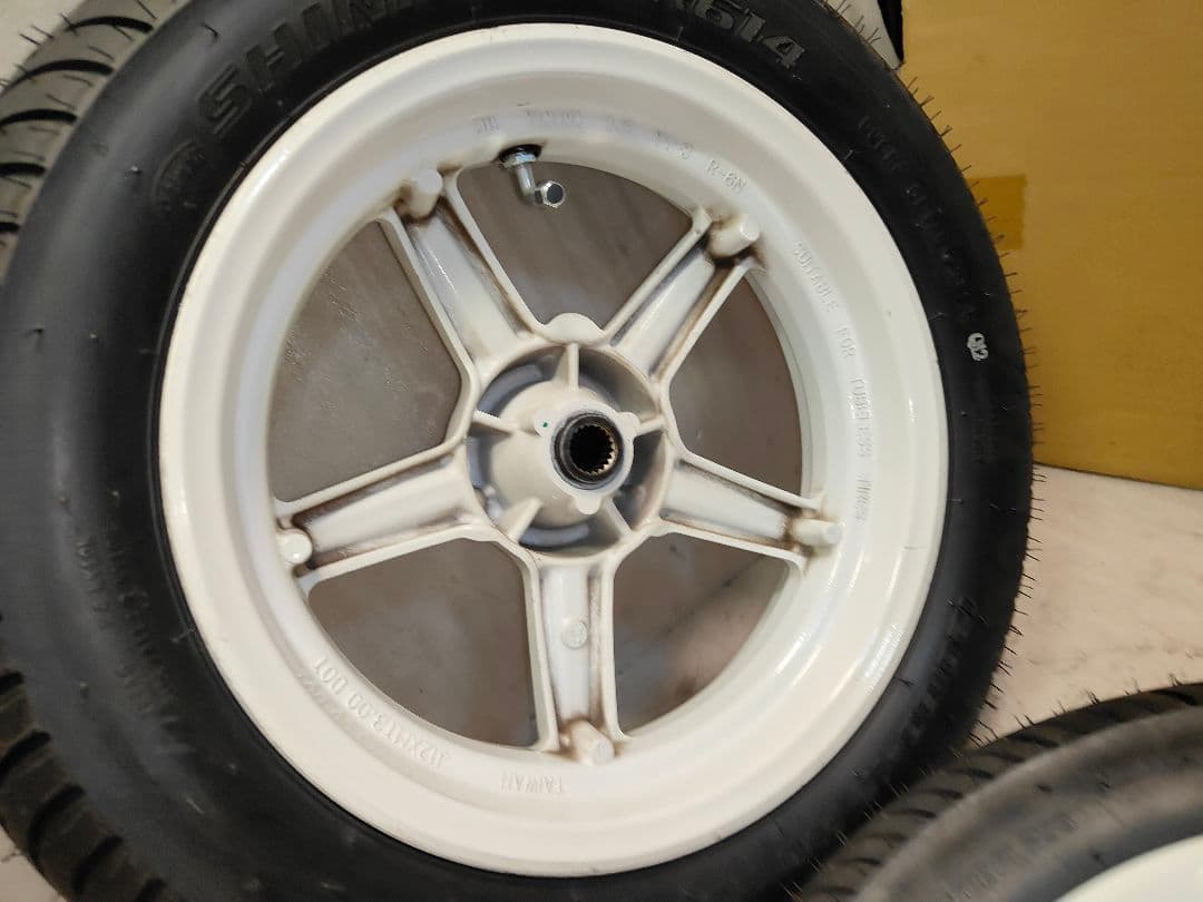 専用 4型5型 シグナスX 純正前後ホイール 希少なホワイトホイール のみ
