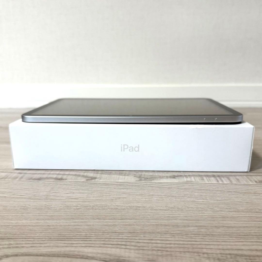 【美品】iPad 第10世代 シルバー 64GB Wi-Fiモデル