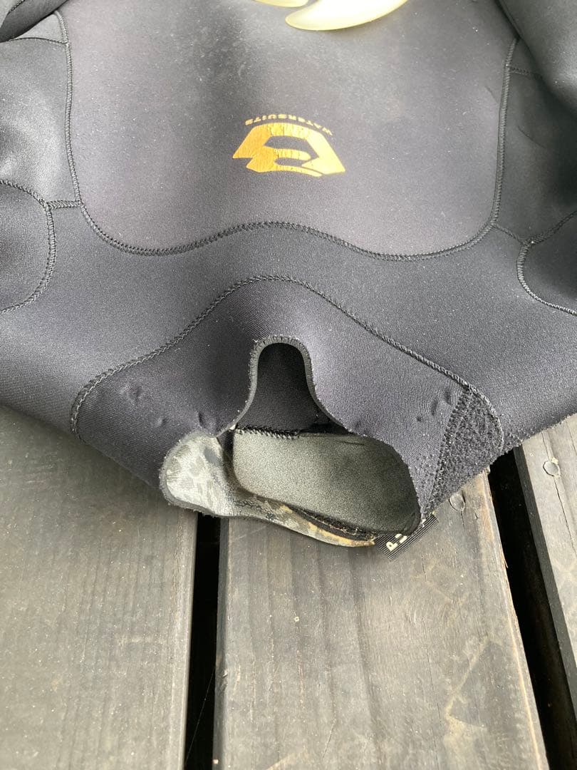 サーフィンセットTSSCサーフボード5.9、フィン、リーシュ付☆ウエットおまけ☆