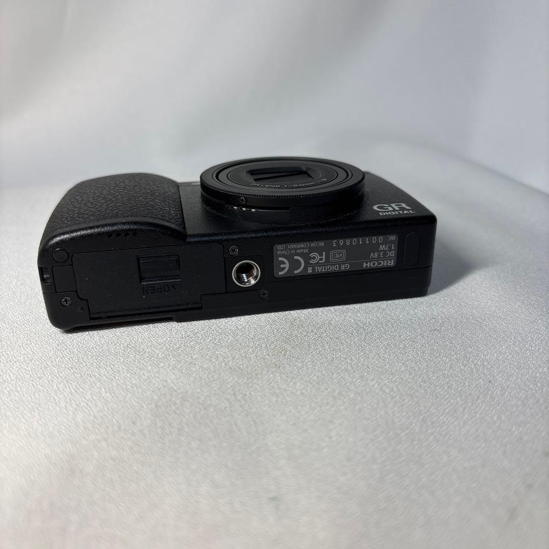 RICOH リコー GR DIGITAL Ⅲ 3 コンデジ