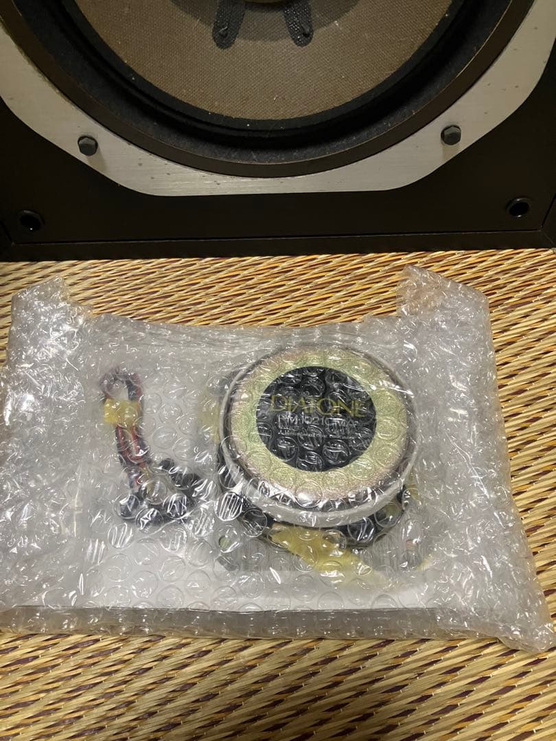 【3日間の決算バーゲン】《完動品》 ダイアトーンDS-28B 3ウェイ。　①Ｒ側