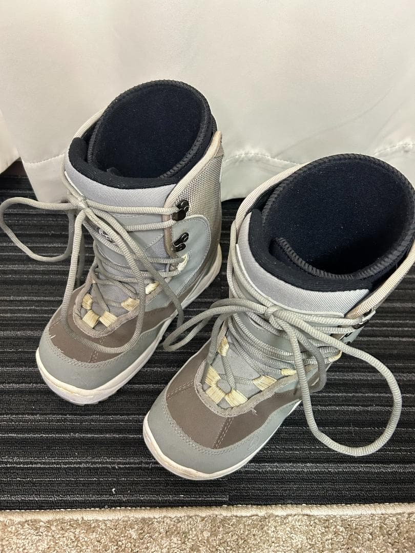 スノーボードブーツ グレー focus limited