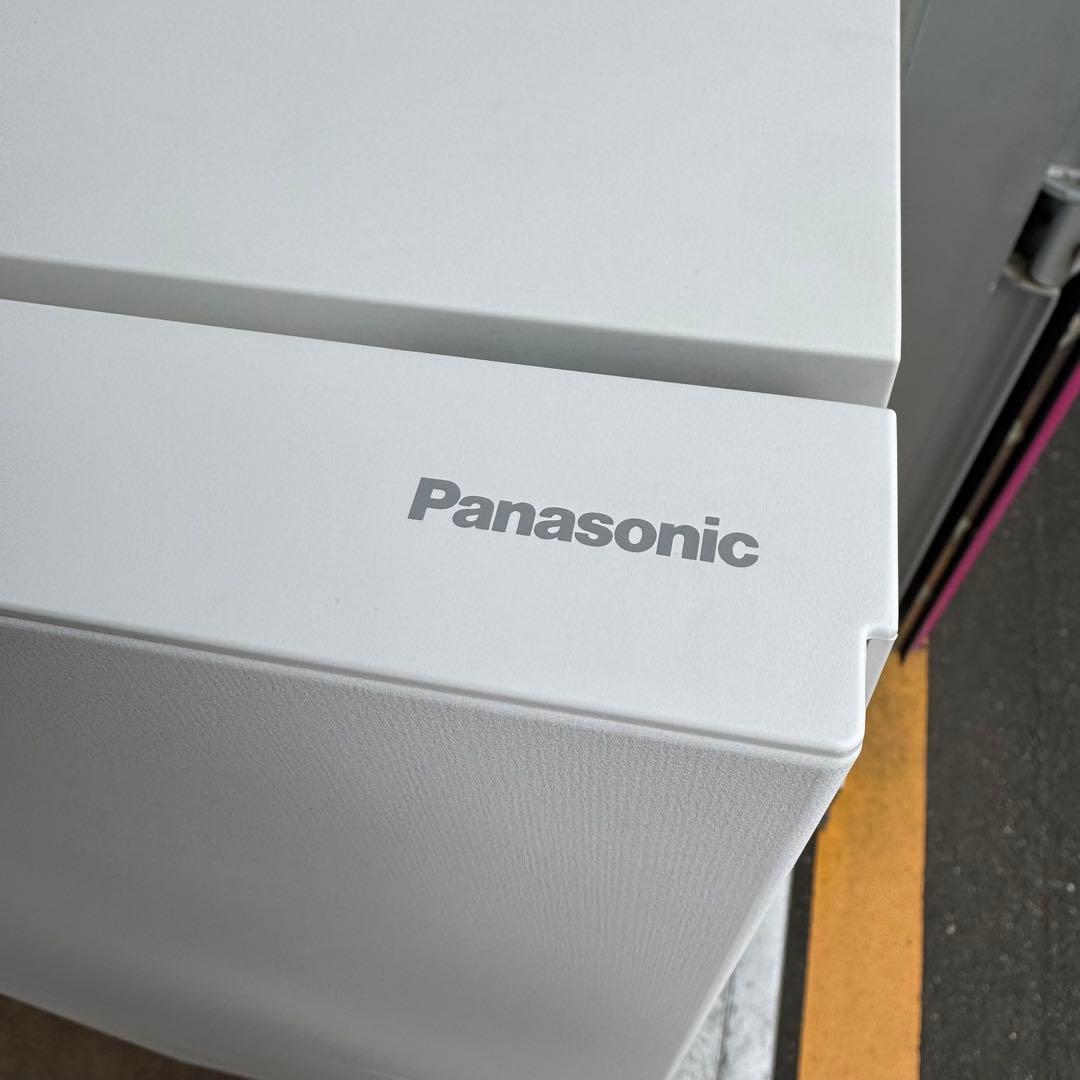 C7423★2023年製★未使用に近い★パナソニック冷蔵庫インバーター　ホワイト