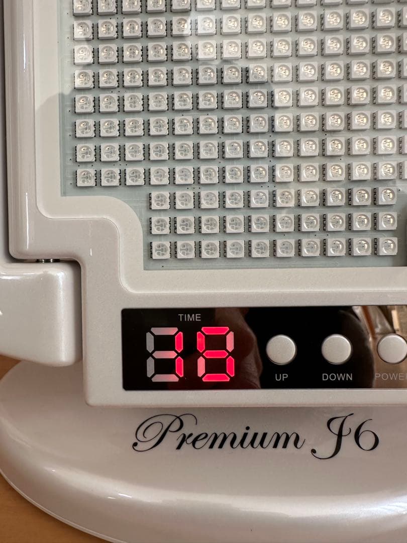 アグレックス Premium J6 LED 美顔器　※r2