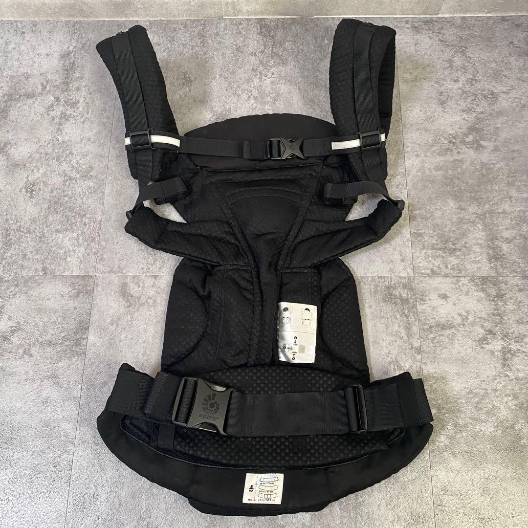 【美品】エルゴ ergo オムニブリーズ 抱っこ紐 黒 ブラック