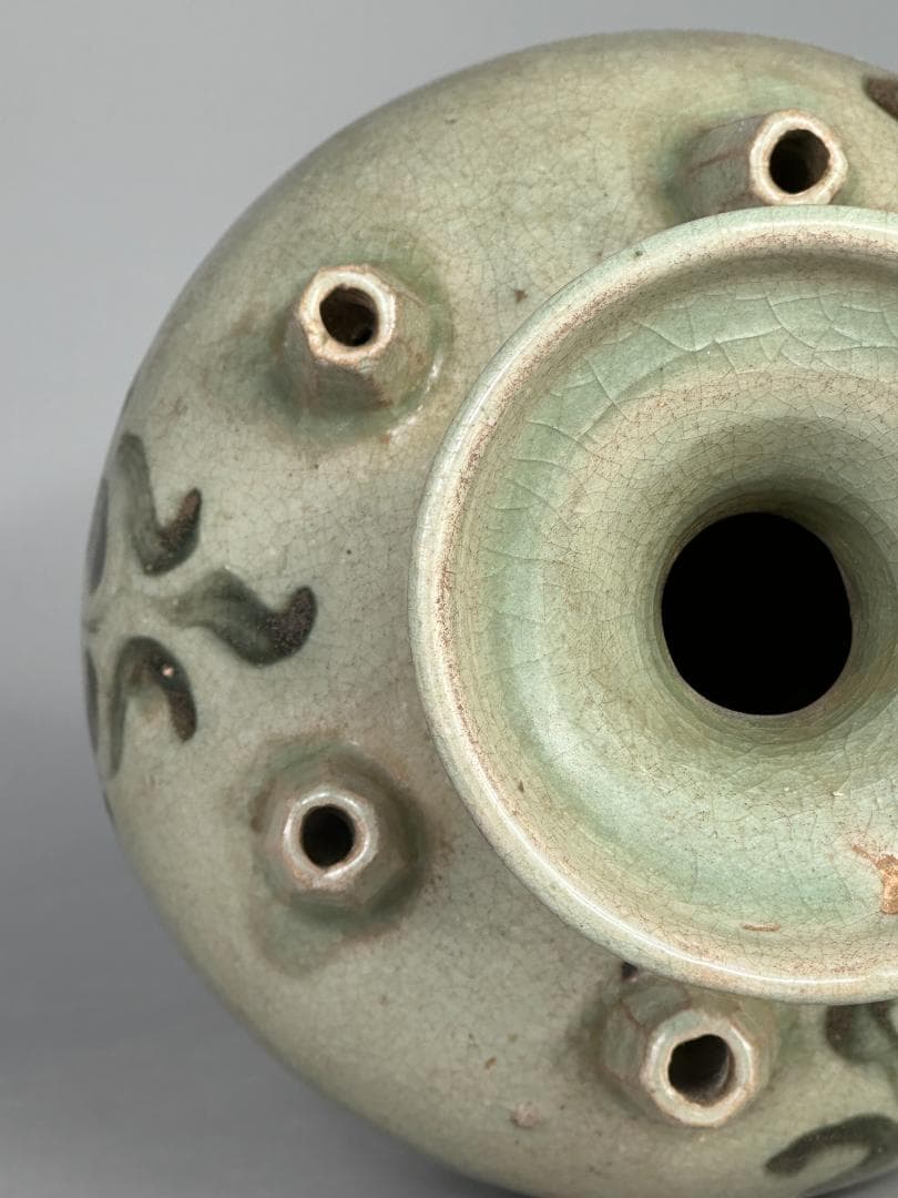 韓国美術　　高麗青磁　鉄絵花卉文六孔瓶　花瓶　華道具　古物 骨董　李朝　古朝鮮