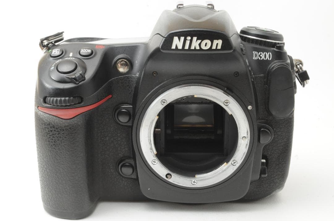 Nikon ニコン D300 & AF-S NIKKOR 18-70mm セット