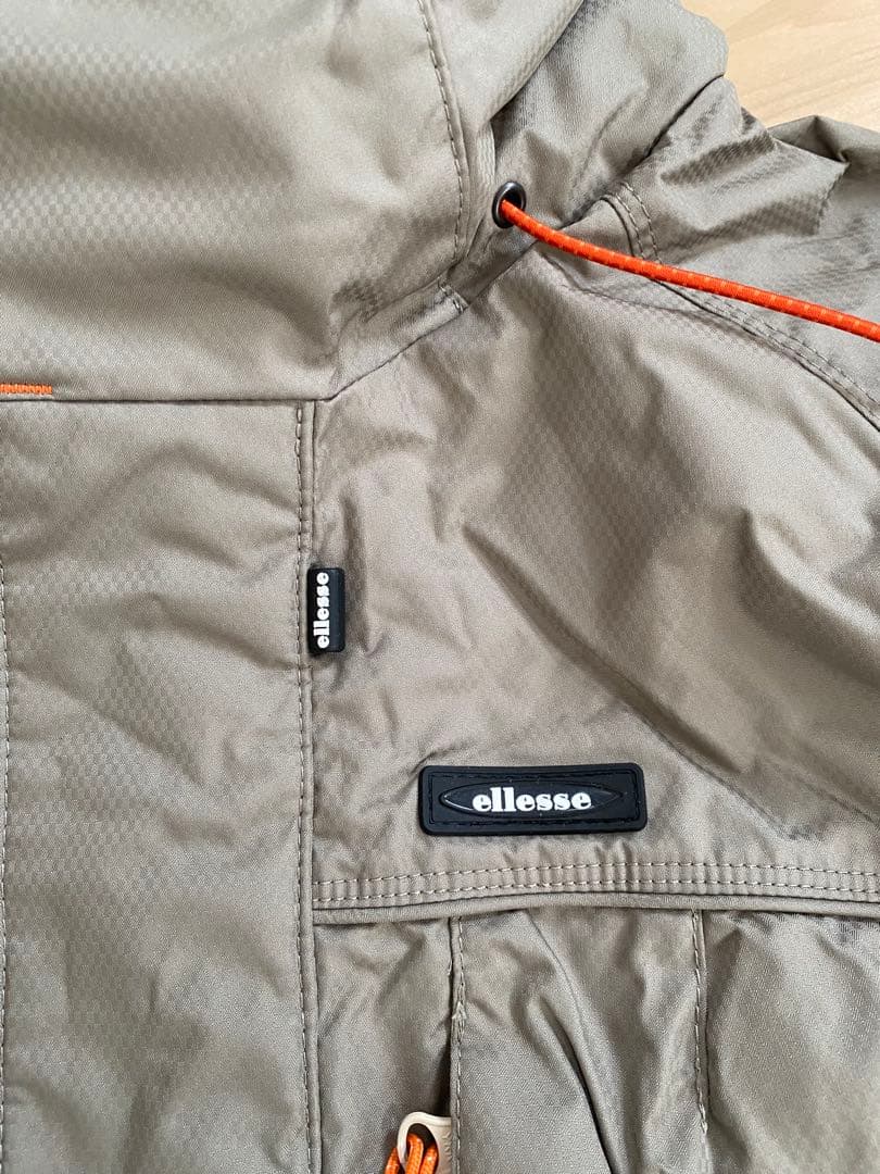 極美品 スキー スノーボード ウェアセット（ジャケット・パンツ） エレッセ