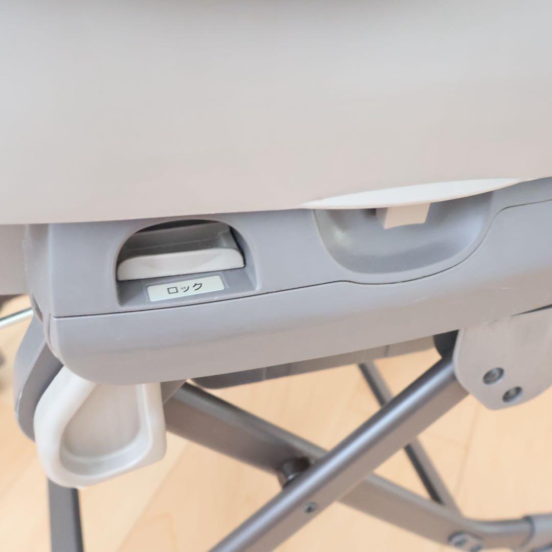 コンビ 電動 ネムリラ オートスウィングBEDi ヘーゼルベージュ