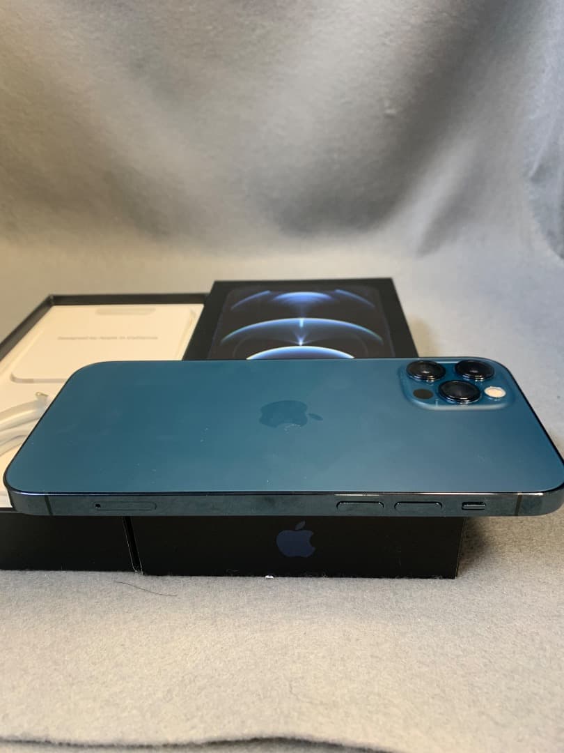 美品　国内版　SIMフリー　iPhone12 Pro　 256GB