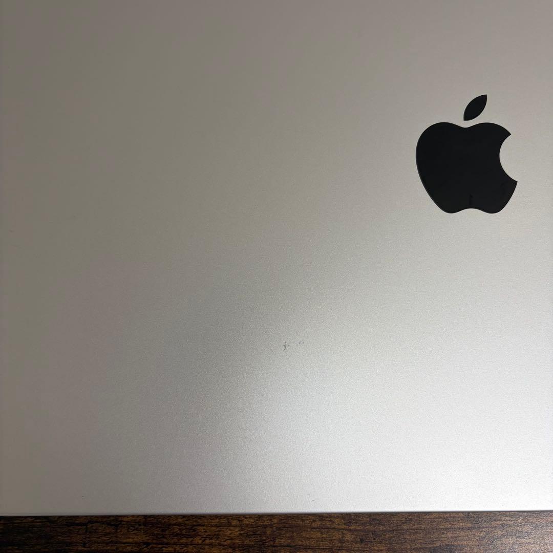 MacBook Pro 16インチM3 Proメモ18GB バッテリ97%