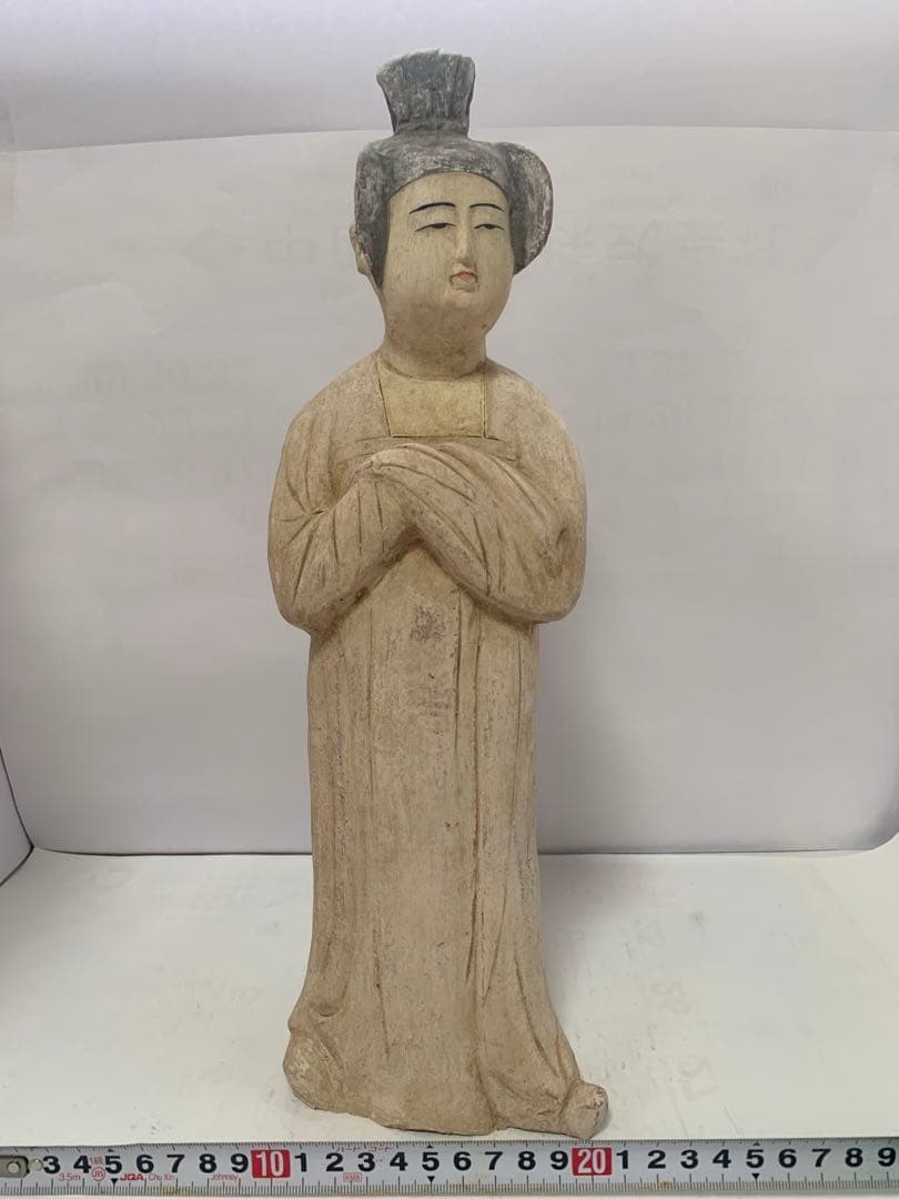 中国美術　唐偏髪拱手女佣　送料込み