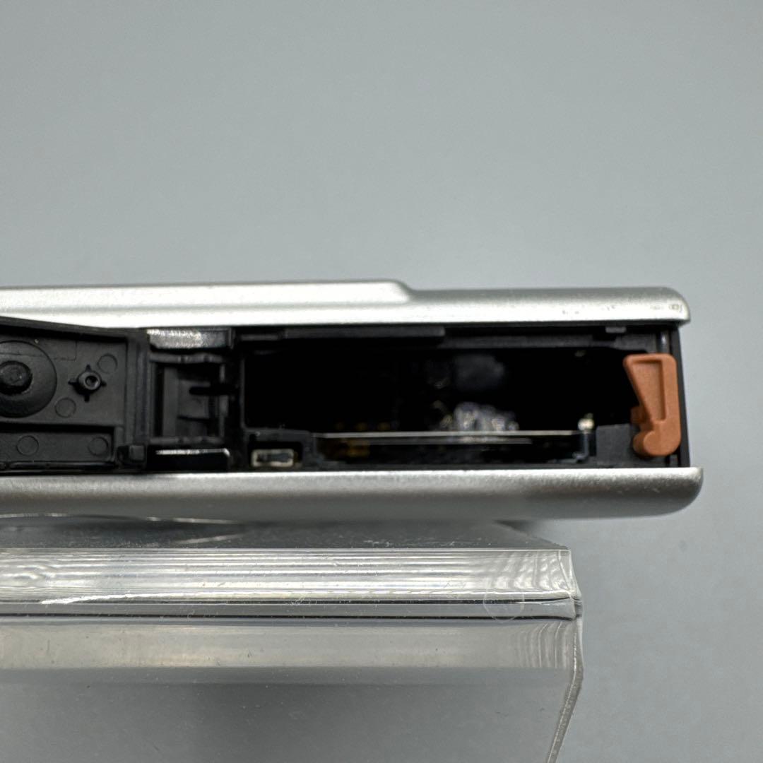 B198 Canon IXY DIGITAL 20 IS デジタル カメラ