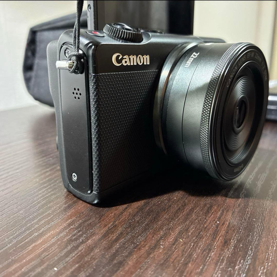 Canon EOS M100ミラーレスカメラ 22mmレンズ付き