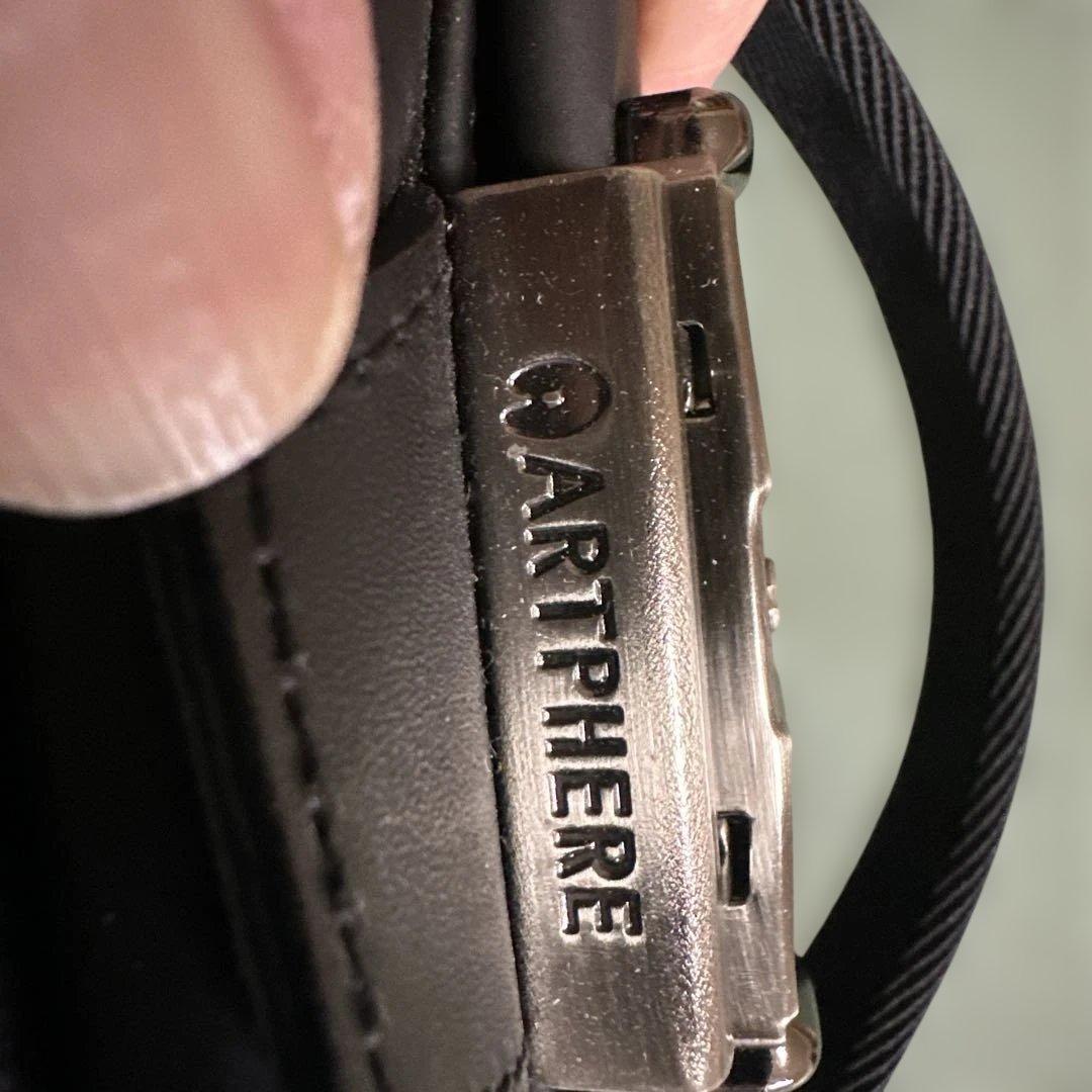 ARTPHERE ブラック ショルダーバッグ