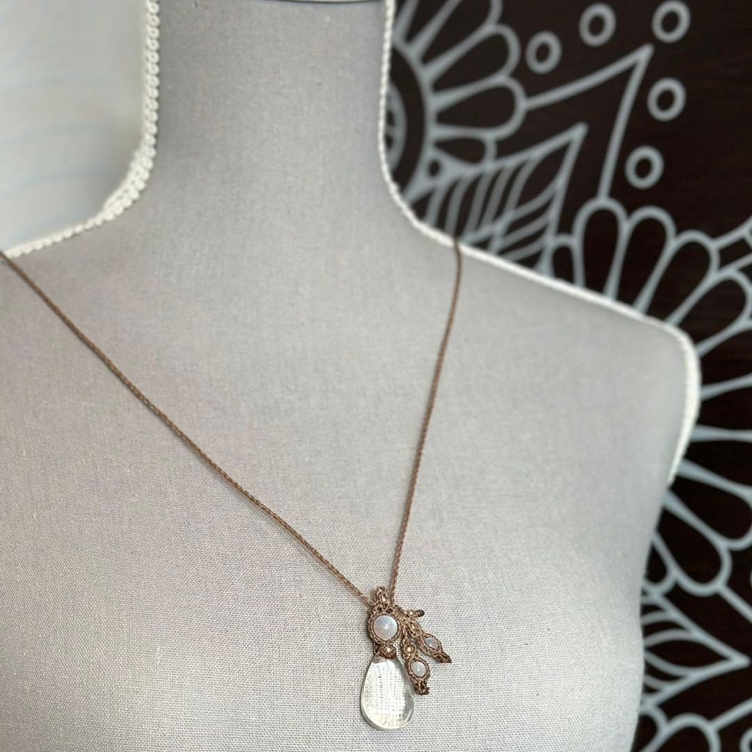 『純誌』ブルーエンジェルラダークォーツとブルームーンストーンのマクラメネックレス