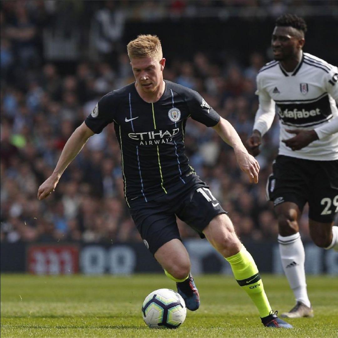 デブライネ　支給ユニフォーム　マンチェスターシティ　ベルギー代表　証明書付き