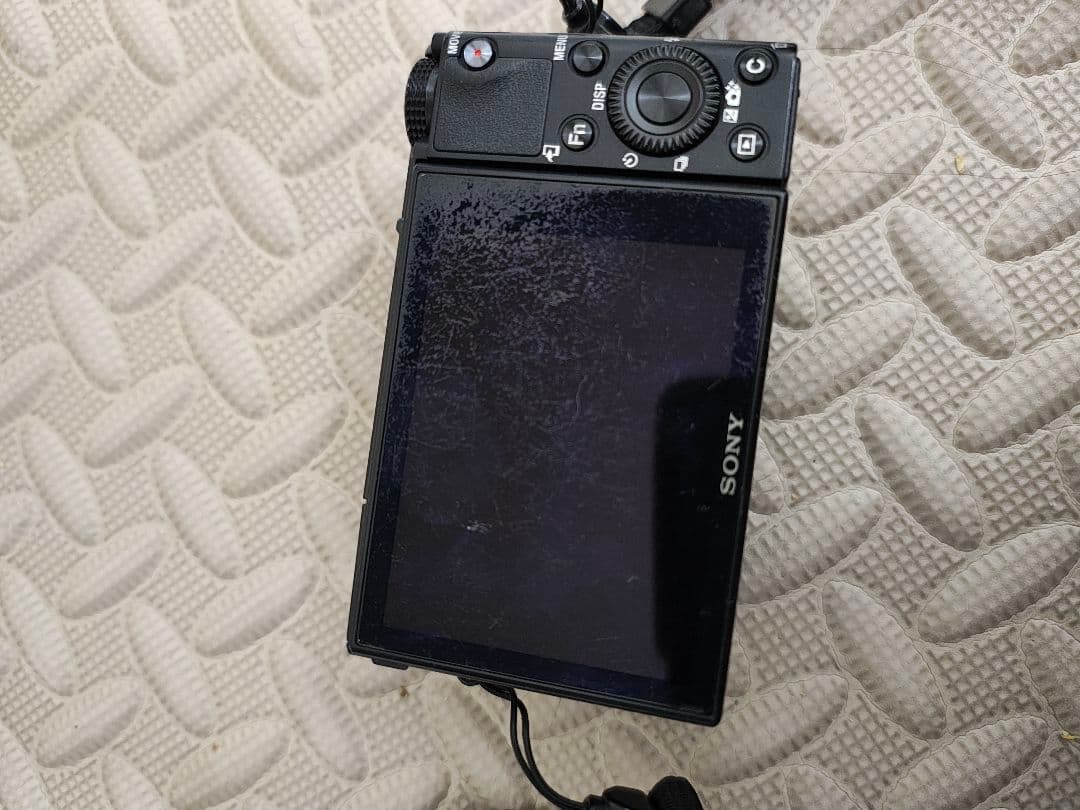 cyber-shot dsc-rx100m4　ソニー　デジカメ　デジタルカメラ