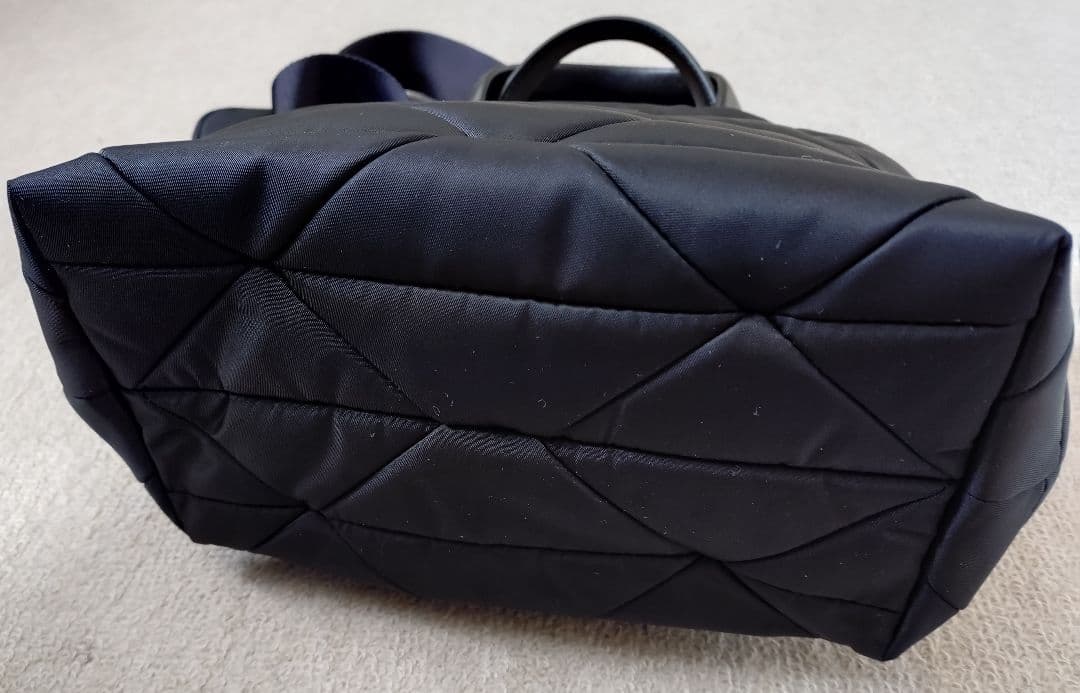 直営店購入 PRADA ナイロン ミニパデット ショルダー付きトートバッグ