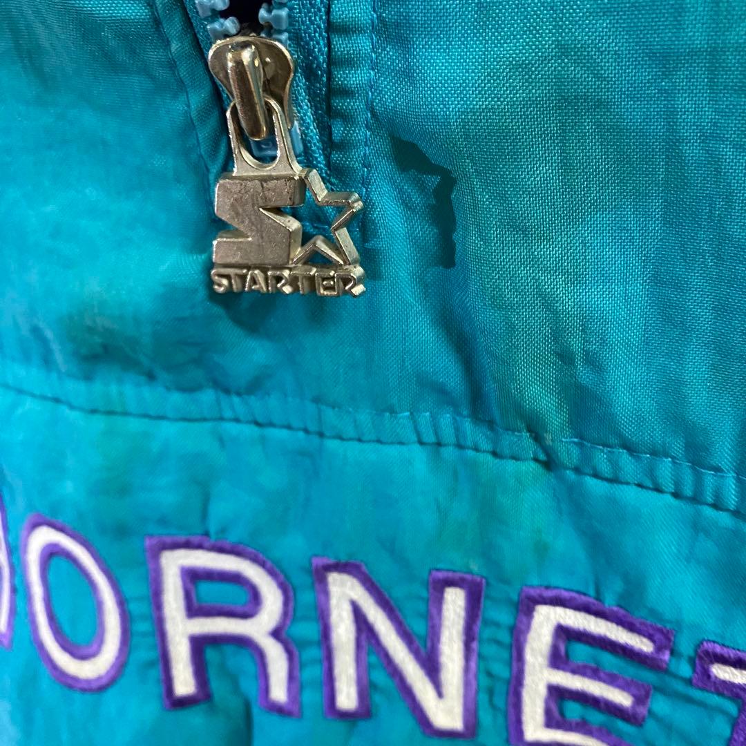 NBA シャーロット・ホーネッツ　超オーバーサイズハーフジップナイロンスタジャン