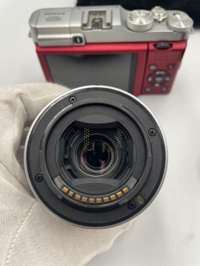 FUJIFILM X-A1 標準ズームレンズセット レッド