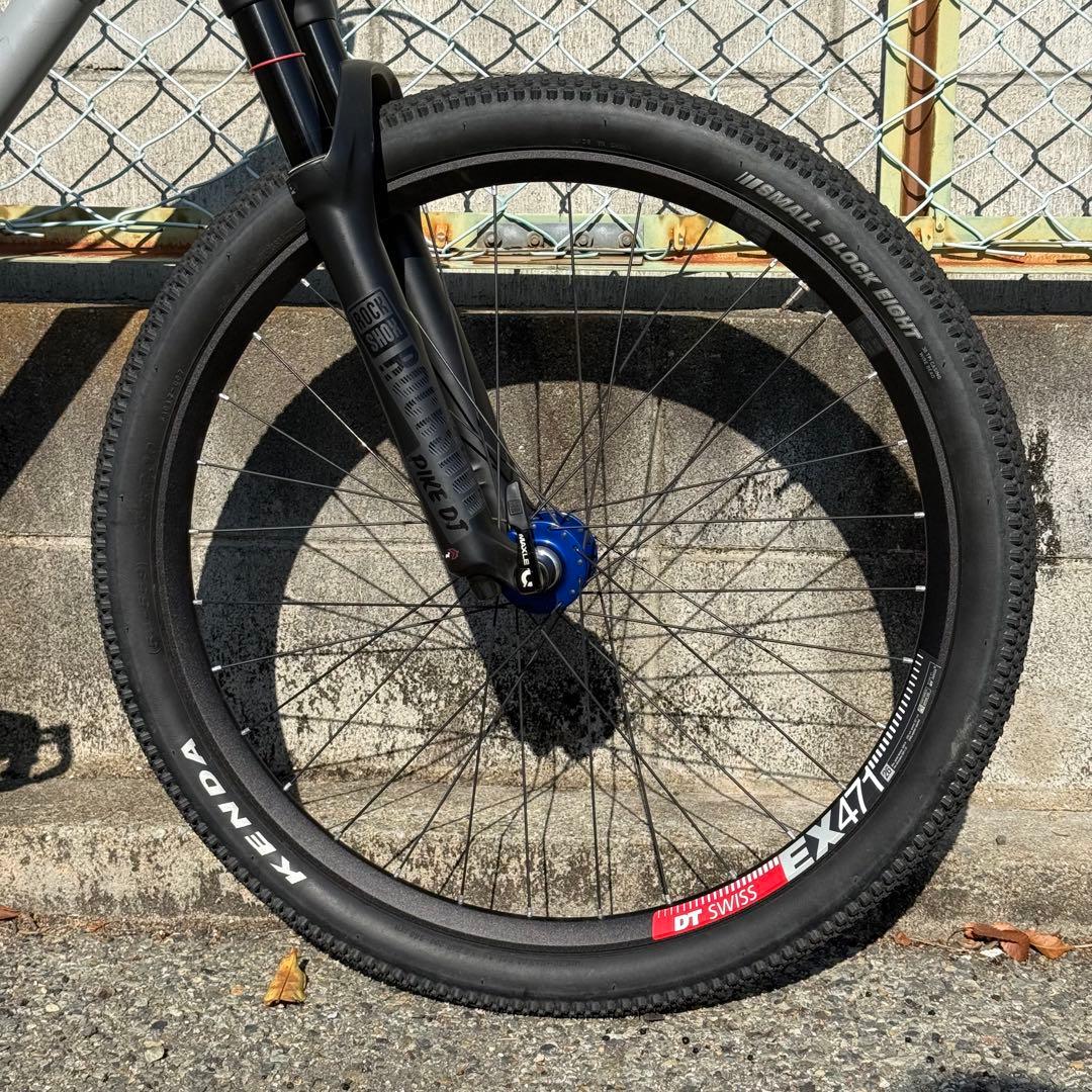 CANYON Stitched360Pro ダートジャンプ ChrisKing