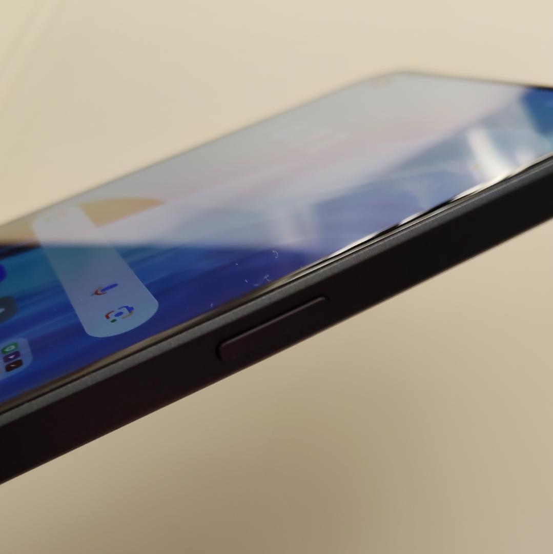 OPPO Reno7 A スターリーブラック