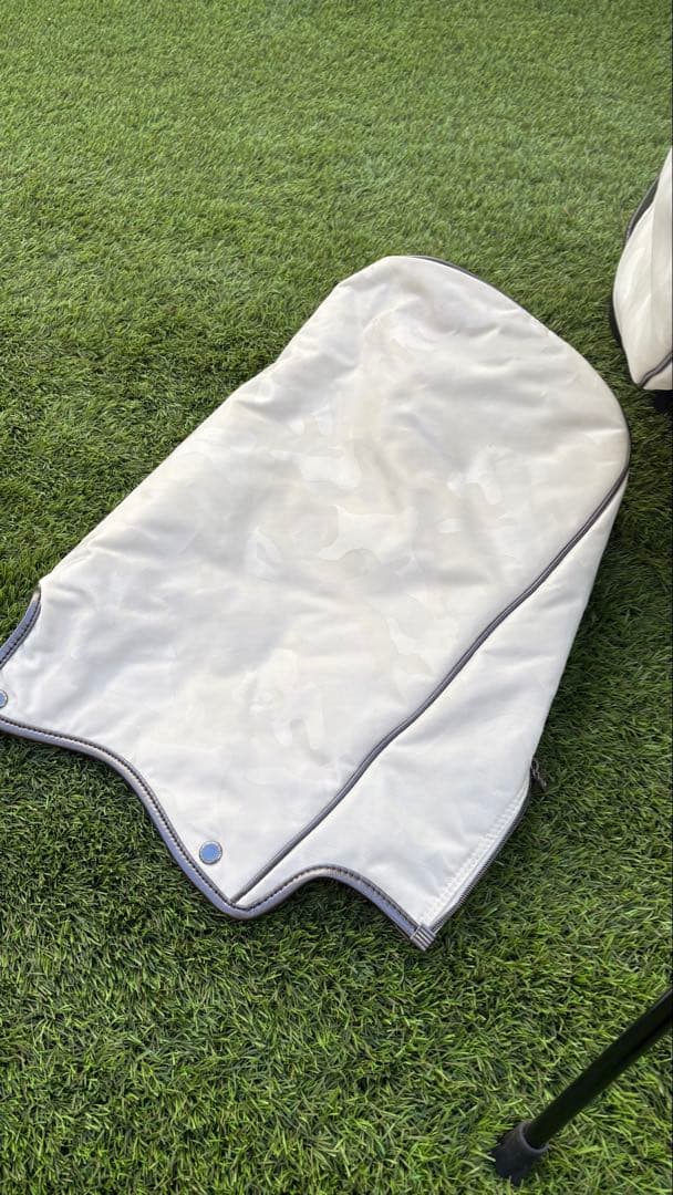 MARK & LONA ゴルフバッグ スタンド付き ホワイト