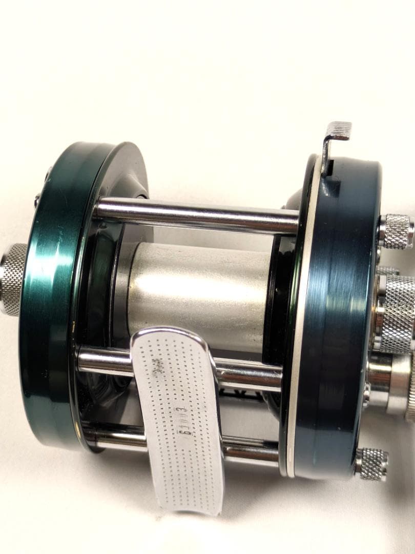 ジャンク品 ABU Ambassadeur5000D アブアンバサダー5000D