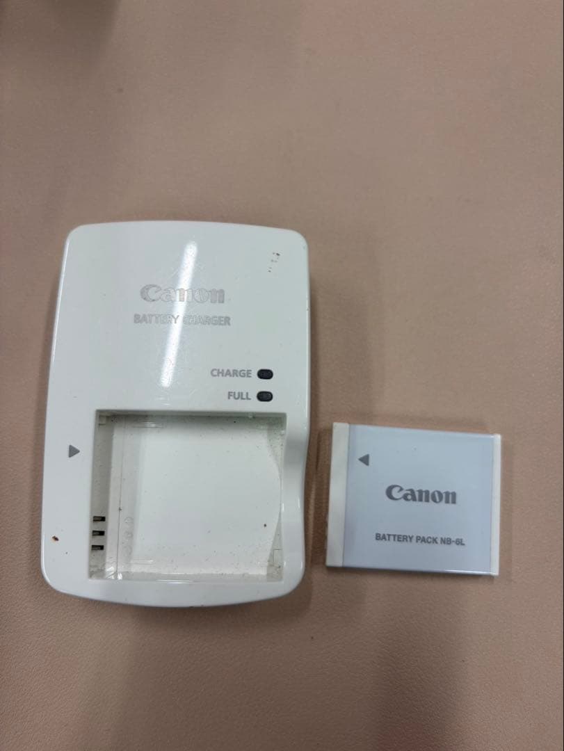 Canon IXY DIGITAL 10IS レッド