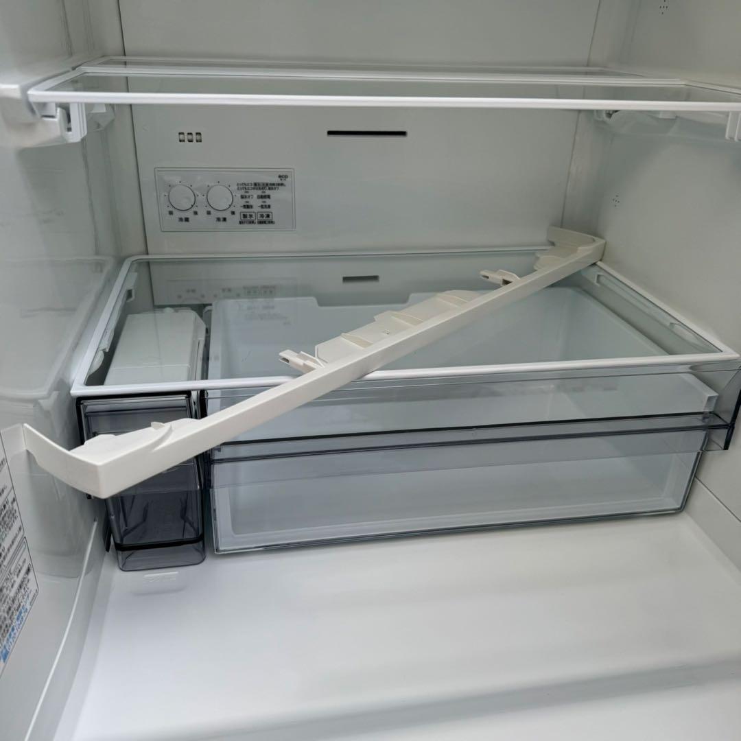 129⭐️2025年製★ほぼ新品★東芝　冷蔵庫　大型　3ドア　自動製氷　356L