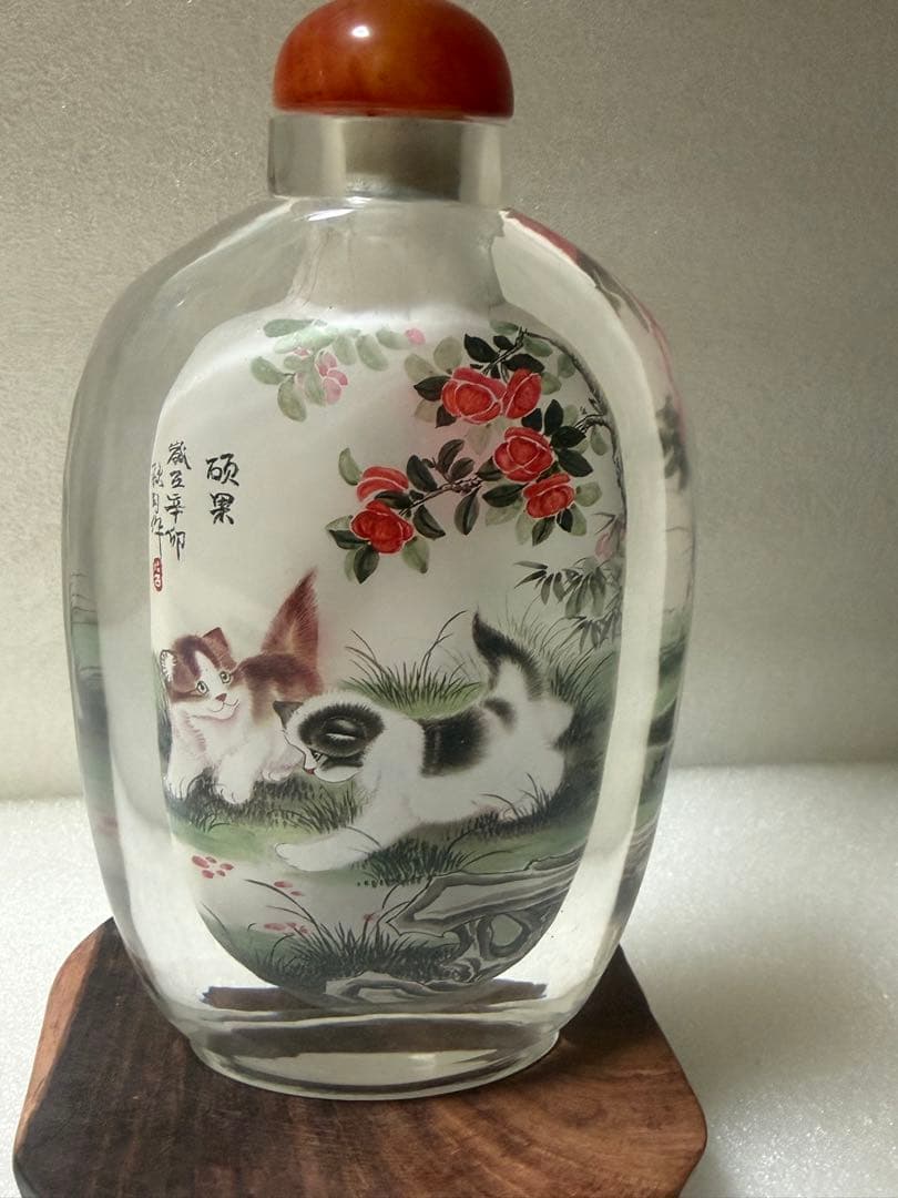 猫と花の絵柄 ガラス製鼻煙壺