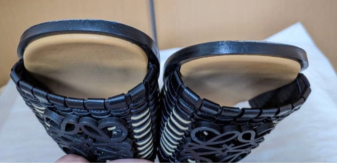 【美品/箱付き】LOEWE アナグラム ウーブンスライド サンダル24cm