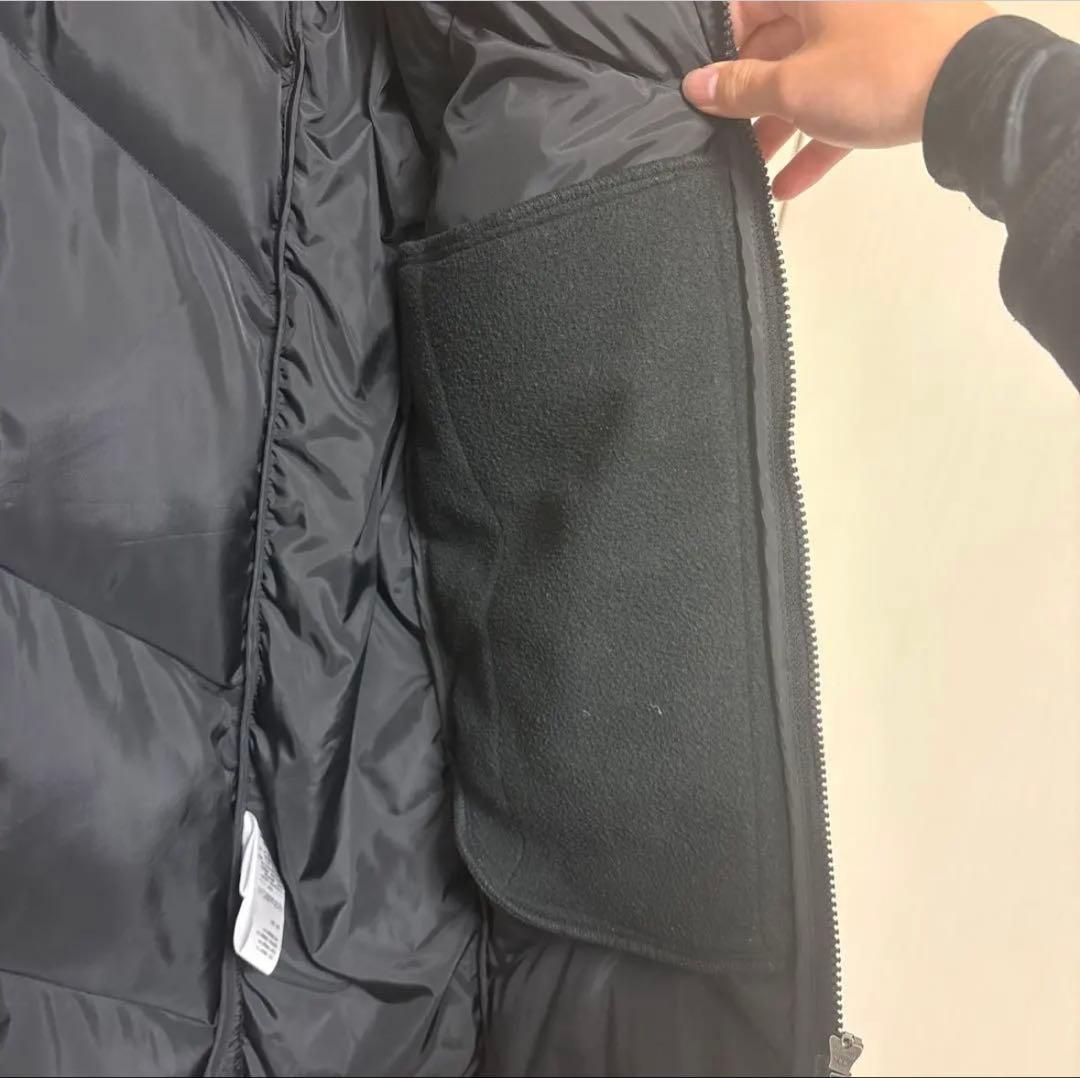 ATHLETA フード付き ブラックダウンコート