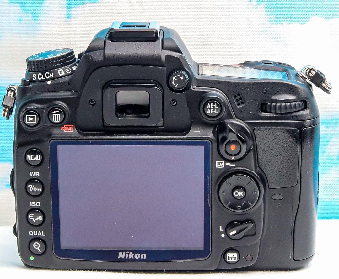 ニコン Nikon D7000⭐️望遠レンズ付⭐️スマホ転送⭐️一眼レフカメラ