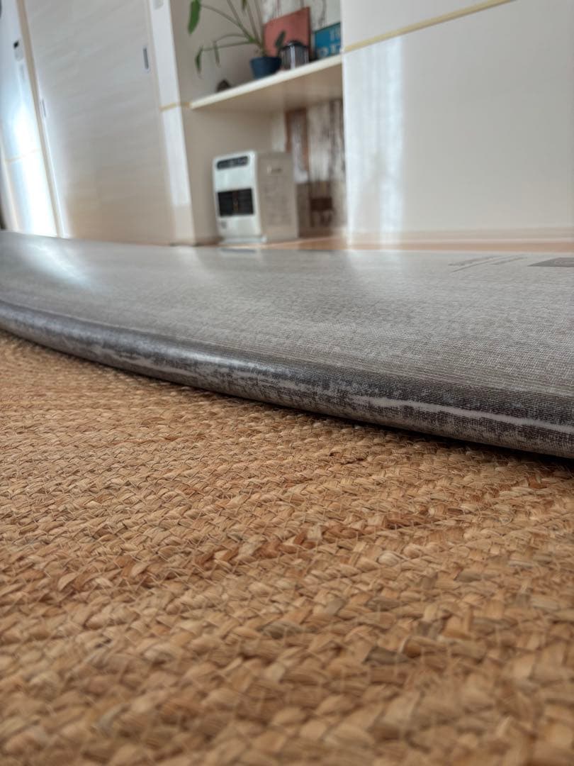 サーフボード　Sunday Volcanic サンディポルカニック