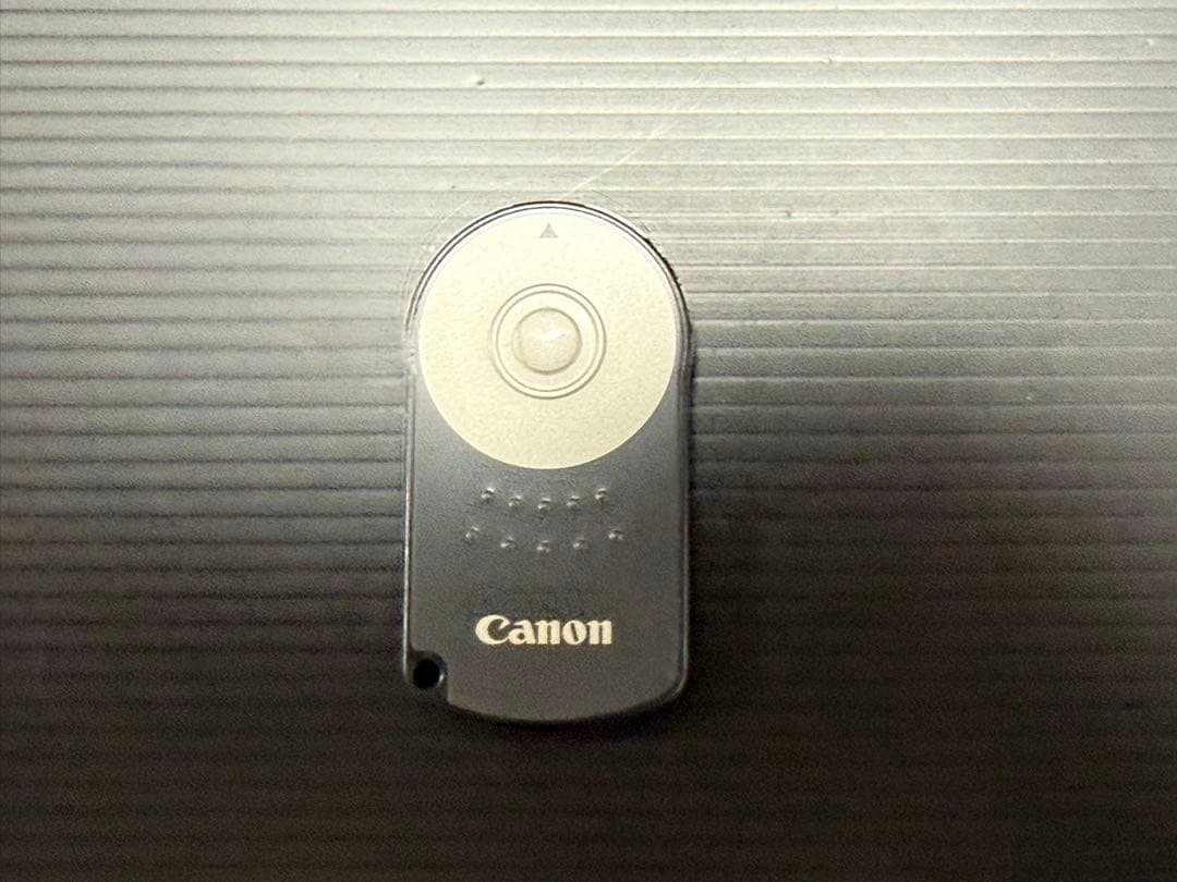 EOS KISS x7i 一眼レフ 純正