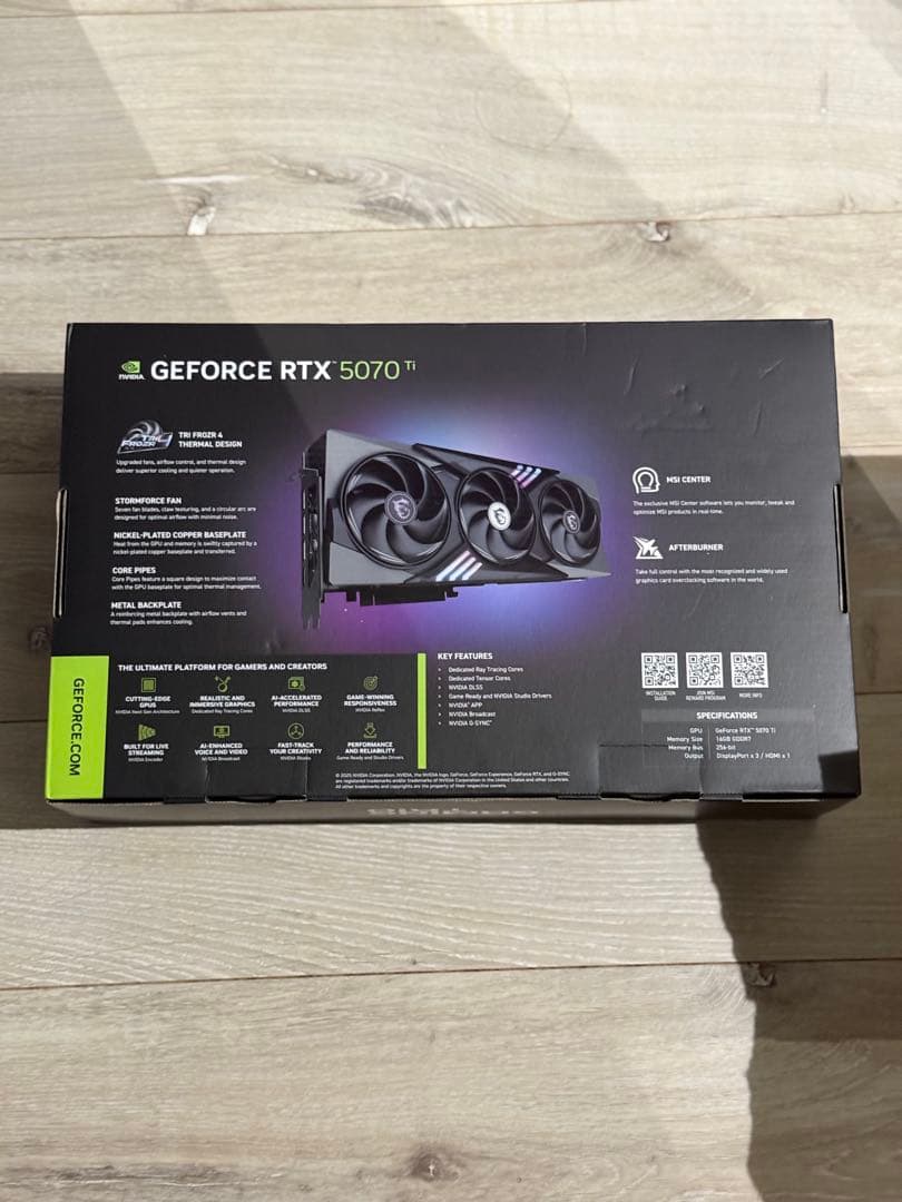 グラフィックボード・グラボ・ビデオカード MSI GeForce RTX 5070 Ti Gaming Trio 16GB