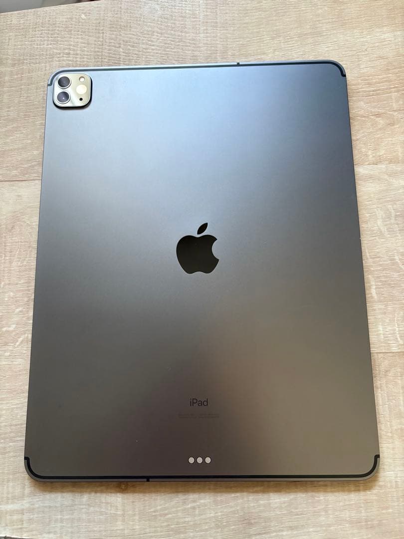 ハ*管様 iPad Pro 12.9インチ (第4世代) ケース付き