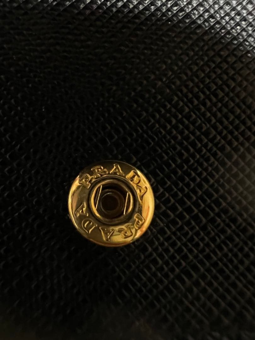 サ*イ様 PRADA 黒レザー 名刺入れ