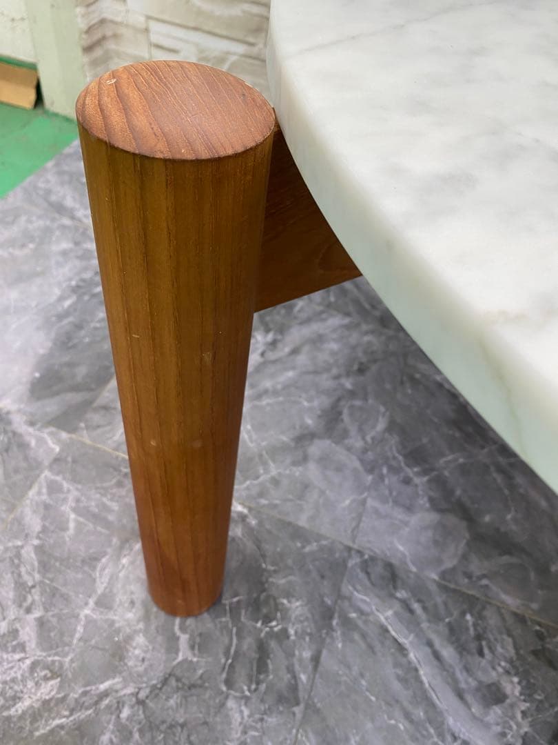 Cassina IXC ローテーブル　大理石