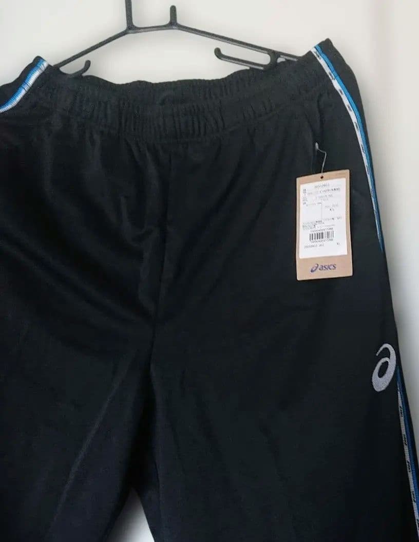 新品未使用　アシックス トレーニングジャケット上下セット一式 ホワイト×ブラック