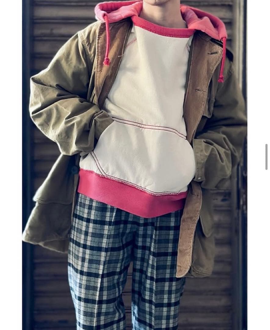 FUMIKA_UCHIDA/2-TONE PULLOVER HOODIE　レッド