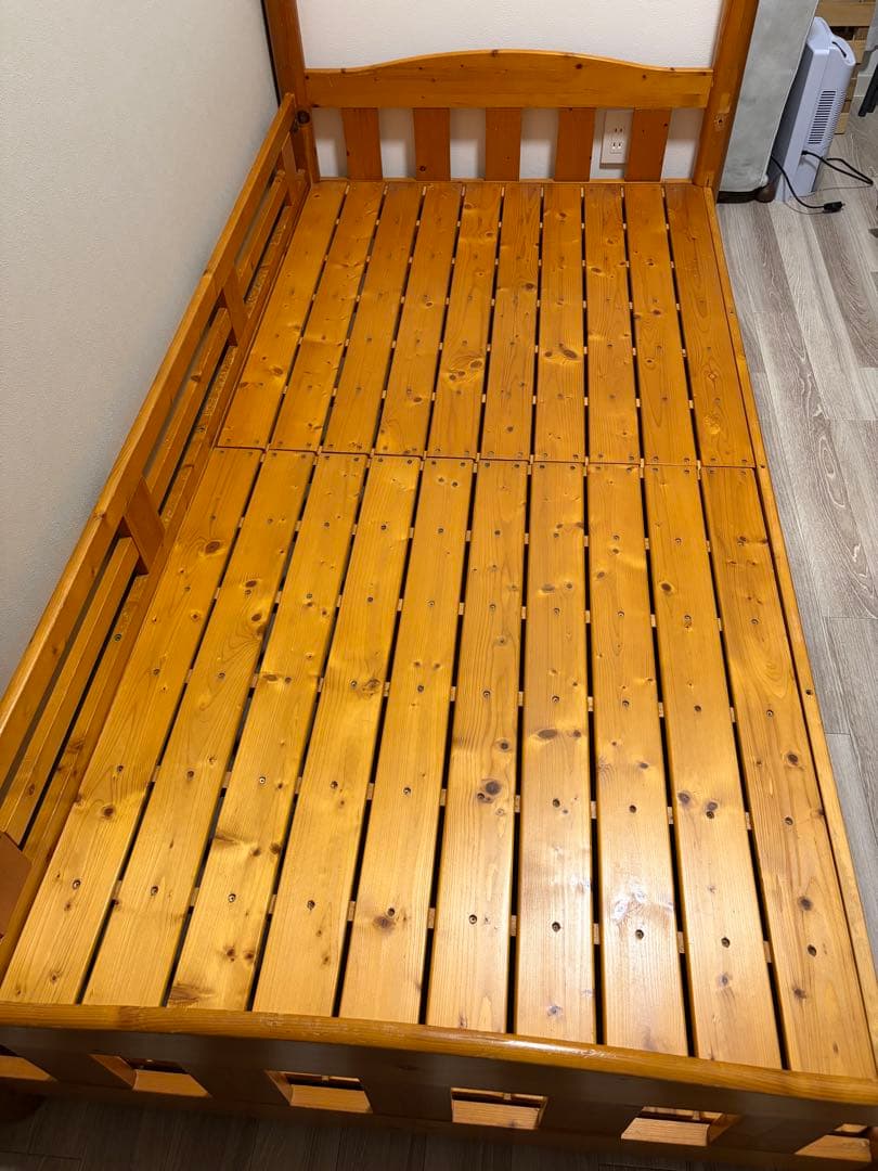 木製シングルベッドフレーム