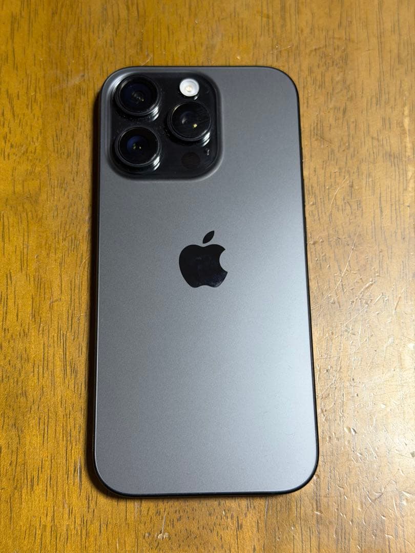 Apple iPhone 16 Pro スペースブラック 本体