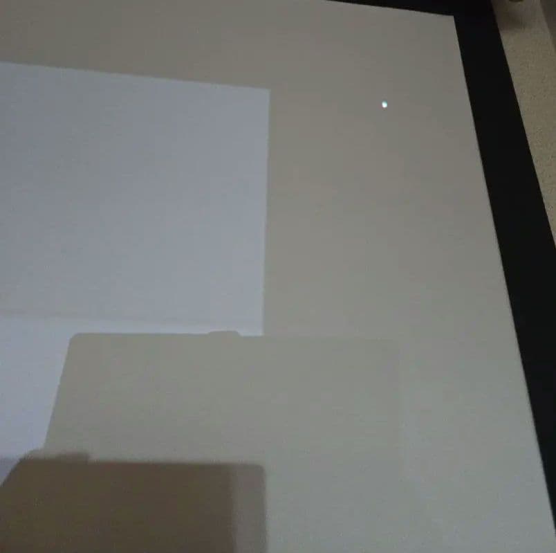 XGIMI Horizon Pro 4Kプロジェクター　脚付き