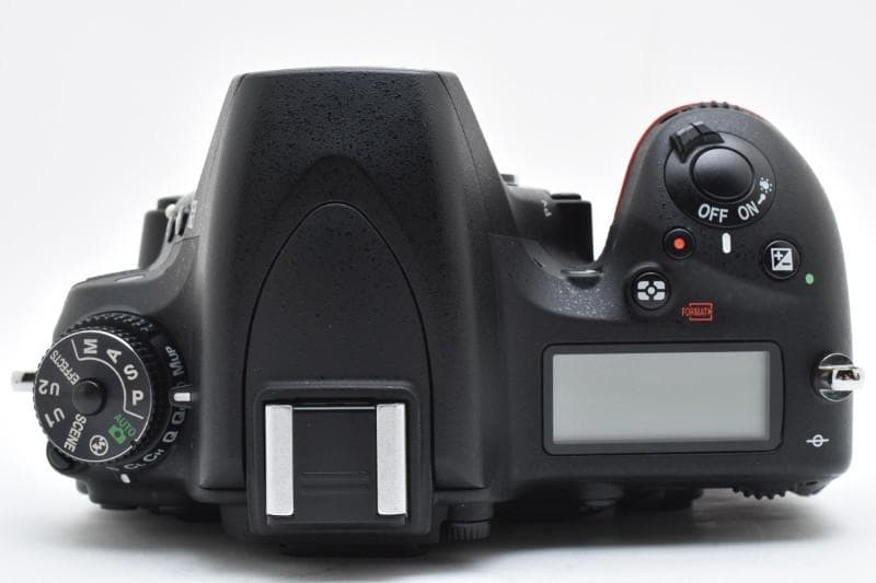 Nikon D750 デジタル一眼レフカメラ（付属品あり）